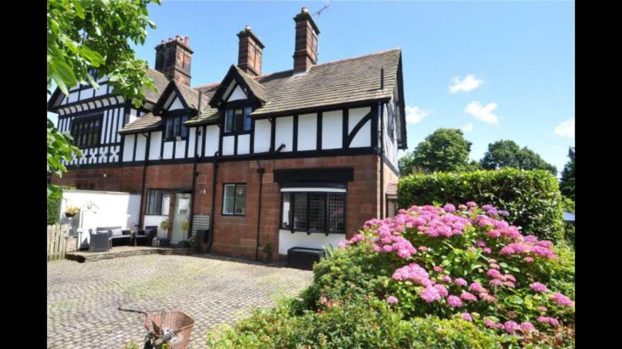 Thornton House Private Country House Thornton Hough Entire House Sleeps 6 Wirral Exterior foto