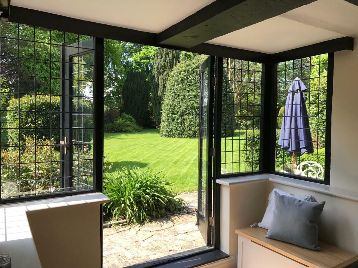 Thornton House Private Country House Thornton Hough Entire House Sleeps 6 Wirral Exterior foto
