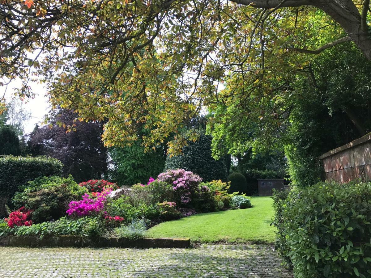 Thornton House Private Country House Thornton Hough Entire House Sleeps 6 Wirral Exterior foto