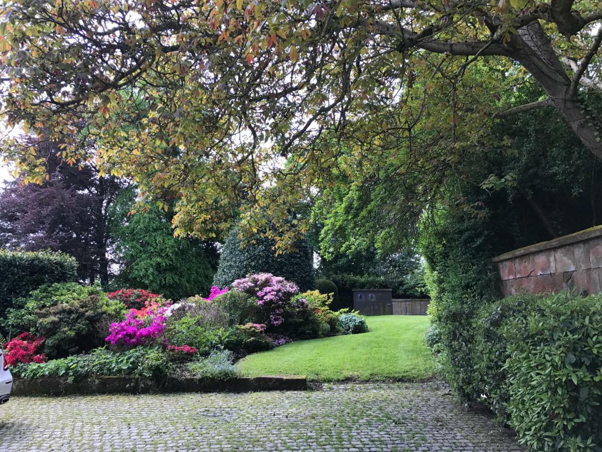 Thornton House Private Country House Thornton Hough Entire House Sleeps 6 Wirral Exterior foto